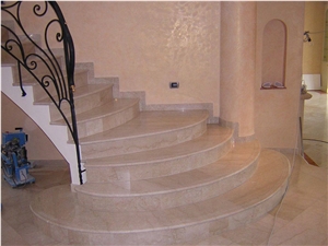 Isernia Limestone Staircase
