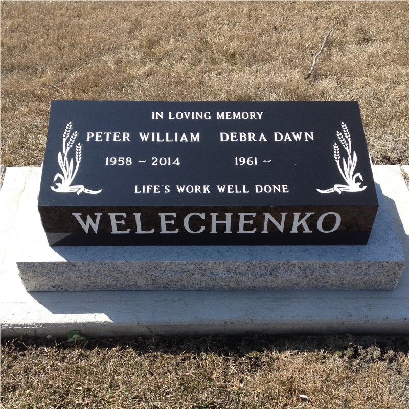 Black Granite Pillow, Marker