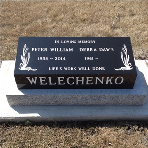 Black Granite Pillow, Marker
