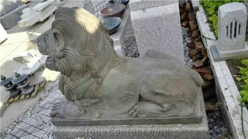 Lion Scupture,Grey Granite Landscape Lion State