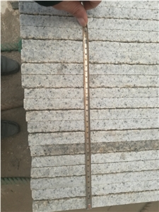 China Rustic Yellow Granite G682 Sandblasted Tile, Golden Garnet Wall Cladding, Sunset Gold Floor Patio Paver, Chinese Yellow Rock Project Contractor