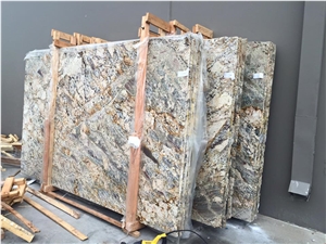 Netuno Bordeaux Slabs