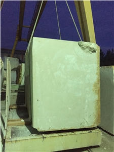 Crema Kulp, Kulp Beige Limestone Block
