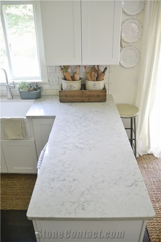 Veined Collection Carrara White Engineered Quartz Stone Slab Solid Surface Available for 2/3cm Thick for Kitchen Counter Top Bathroom Vanity Top Coffee Bar Top