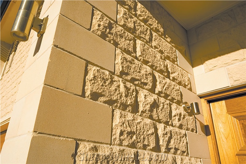 China Yellow Wooden Vein Sandstone Blocks