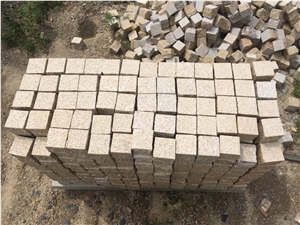G350 Granite Cubes Cobbles Bush Hammered Yellow Granite Good Price