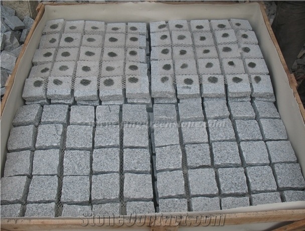 China Grey Granite Cubes on Net, G603 Cobble Stone, Squar Shape Granite Paving Sets, Sesame White Cube Stone on Net, G603 Floor Covering, Xiamen Winggreen Manufacturer