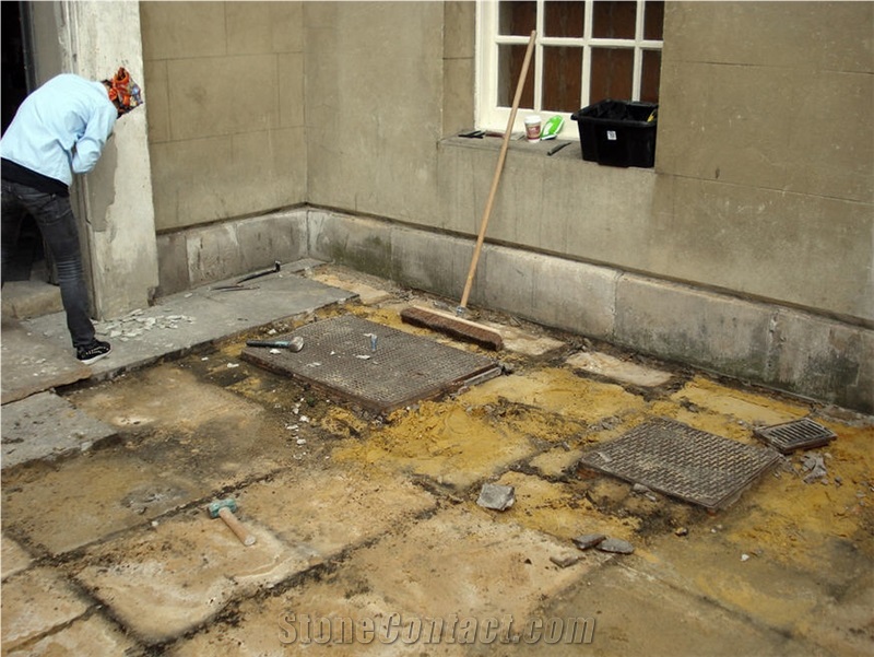 The Redesign and Fitting Of Front Courtyard Paving