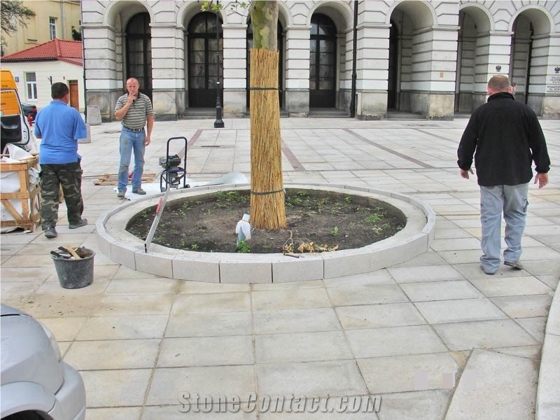 Grey Granite Pavement, Kerbs Installation