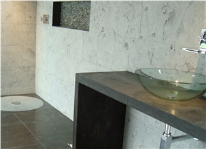 Natural Stone Bathroom Design