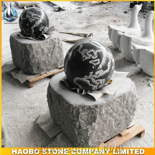 China Factory Direct Black Granite Rolling Sphere Carved the Word Map, Natural Stone Base Split, Garden Fountains