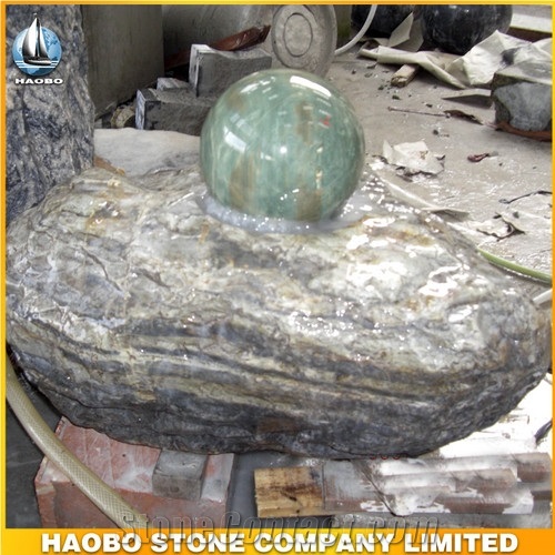 China Factory Direct Black Granite Rolling Sphere Carved the Word Map, Natural Stone Base Split, Garden Fountains