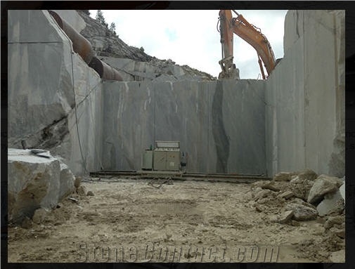 Mura Light Marble Blocks
