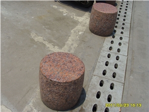 G562 Maple Red Granite Parking Stone