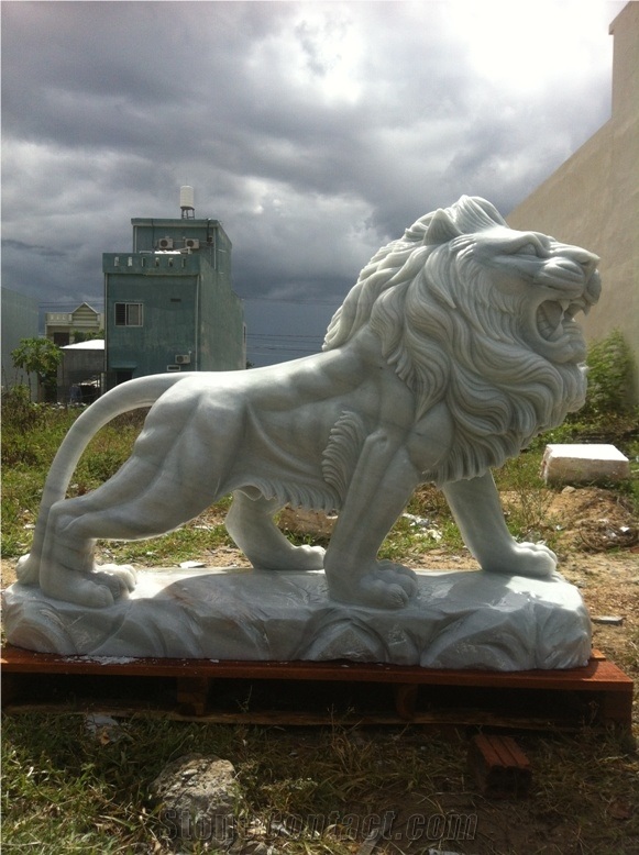 The White Polar Marble Lion Statues