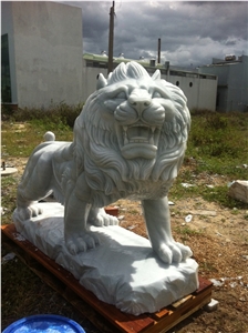 The White Polar Marble Lion Statues