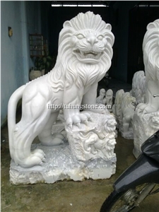 White Marble Lions Statues