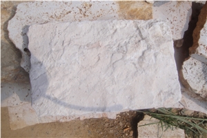 Random White Limestone Field Stone, Stacked Wall Cladding, Loose Stone