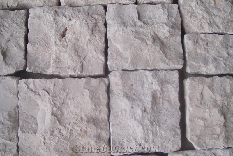 White Limestone Tumbled Loose Field Stone, Cultured Stone Stacked Wall Cladding