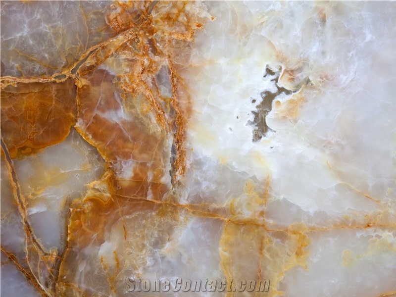 Onice Champagne Slabs