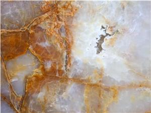 Onice Champagne Slabs