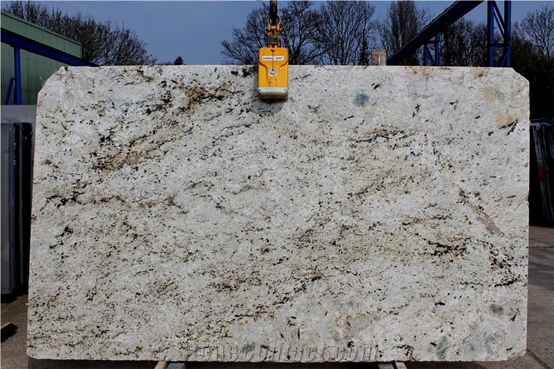 Colonial Cream Granite Slabs