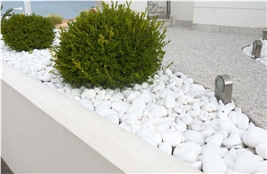 Snow White Pebbles