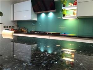 Emerald Pearl Granite and Glass Splashback