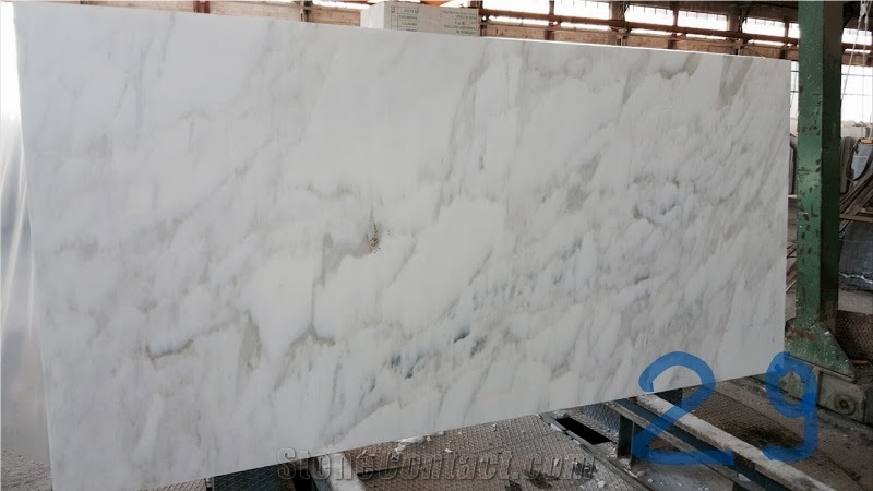 Calacatta Crema Marble Slabs