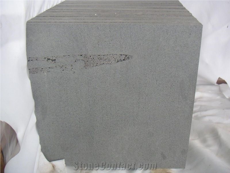 Black Bluestone Pool Coping
