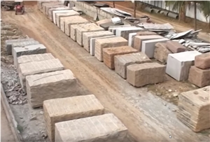 Aks Black - Premium Black Granite Blocks