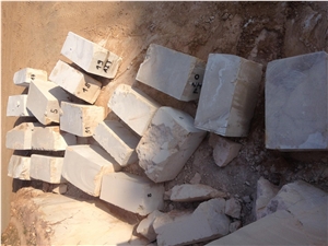 Mediterranean Cream Marble Blocks
