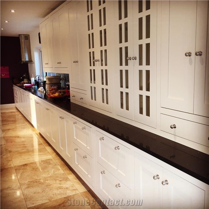 Black Color High Strength & Durablility Quartz Stone Slab Size 3000*1400mm and 3200*1600mm for Public Buildings Like Hotel, Restaurants, Banks, Hospitals, Exhibition Halls