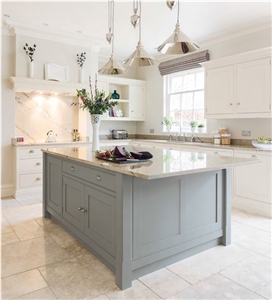 Enviroment-Friendly&Safety Quartz Stone Bright Surface Kitchen Countertop with Safety Guaranty,Anti Corruption,Anti Fading,Scratch Resistance