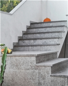 China Blue Stone Steps & Risers, China Blue Stone Satirs & Risers, China Blue Stone Garden Stepping