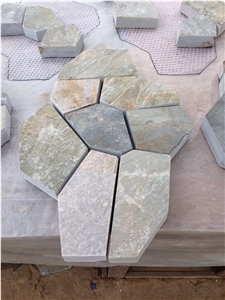 P014 Quartzite Random Crazy Flagstone, Beige Quartzite Flagstone