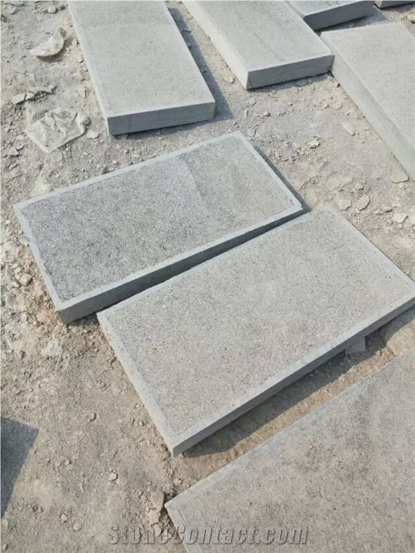 Bluestone Flamed Tiles Split Tiles