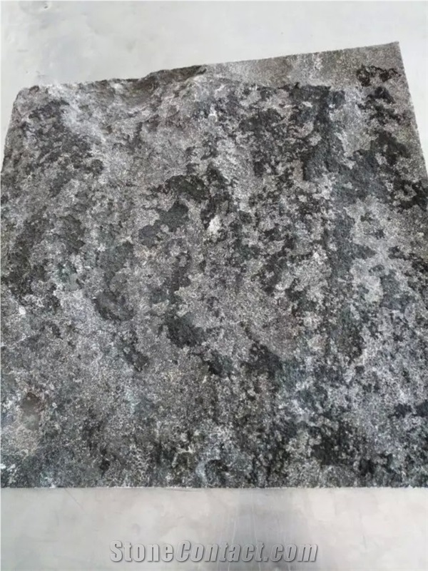Bluestone Flamed Tiles Split Tiles