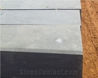 Hainan Black Basalt Kerbstone, China Black Basalt, Dark Bluestone Kerbstone