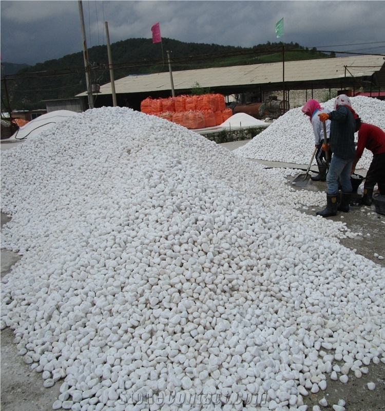 White Pebble Stone Walkways & Driveways