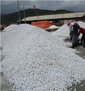 White Pebble Stone Walkways & Driveways