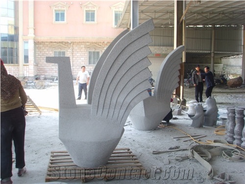 G682 Sunset Gold Granite Exterior Handcarved Sculptures /China Rust Granite Animal Landscape Sculptures