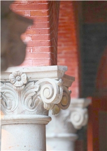 White Limestone Pedestal Columns/ Sculptured Columns