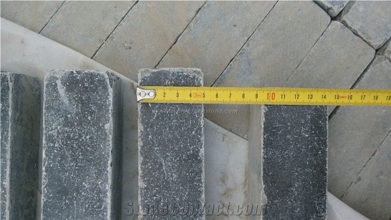China Black Limestone Kerbs, China Black Bluestone Kerbstones, Blue Limestone Curbs, Bluestone Road Stone, Xiamen Winggreen Manufacturer