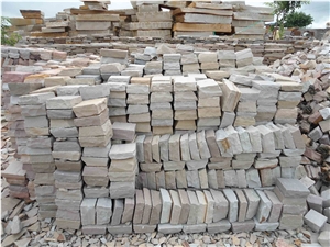 Sandstone Multi Yellow Cobbles, Cube Stone, Pavers