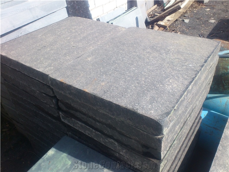 Ivano Dolynske Basalt Tiles