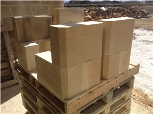 Elm Park Bath Limestone Building Ornaments, Beige Limestone Masonry Wall Bricks