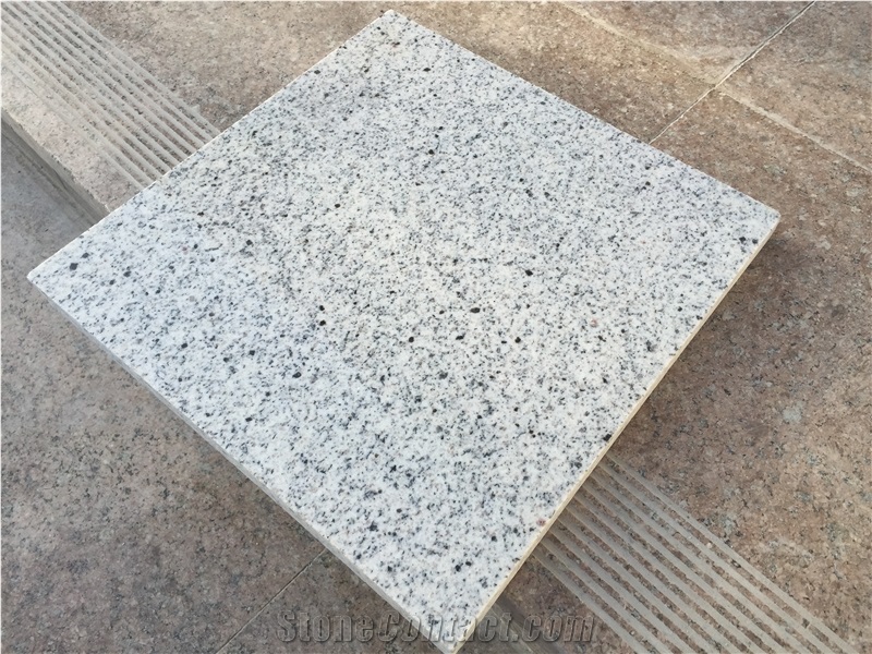 Kashmire White Granite Slabs & Tiles, India Beige Granite,G682,Sunset Gold,Rusty Yellow,Giallo Yellow,Gold Leaf China,Golden Cristal,Golden Crystal Granite Slabs & Tiles, China Yellow Granite