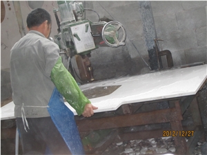 White Quartz Stone Bath Tops
