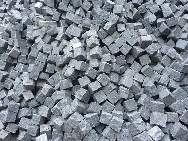 China Dark Grey Granite G654 Paving Stone Natural Split Surface